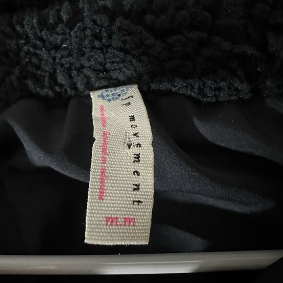 FP Movement Free People Womens Chill Factor Puffer Coat Size Medium in Black - Picture 12 of 12